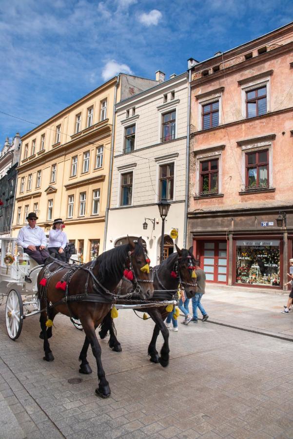 Let'S Rock Party Hostel! Age Limit From 18 Until 40! Cracovia Exterior foto