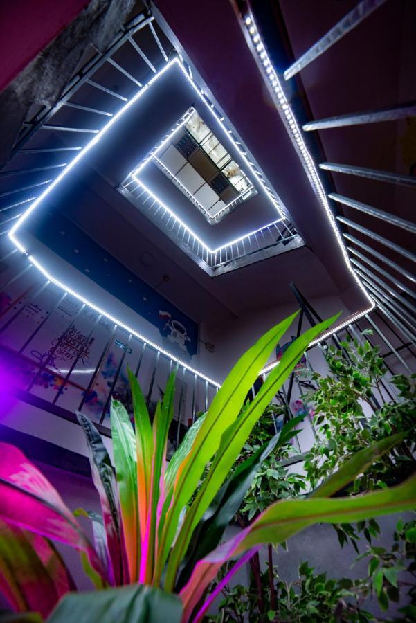Let'S Rock Party Hostel! Age Limit From 18 Until 40! Cracovia Exterior foto